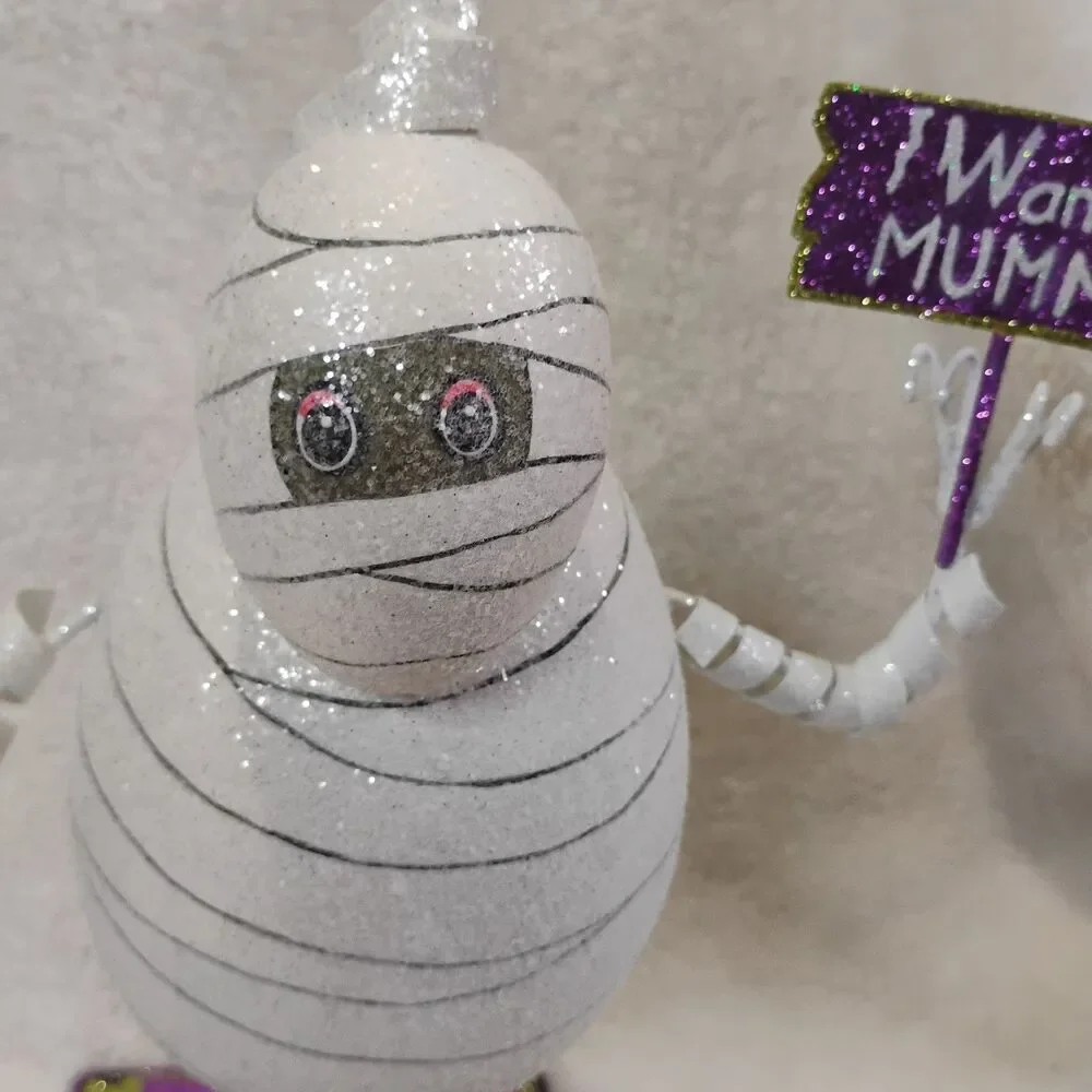Pier 1 Imports HTF Glitter Mummy Figurine I Want My Mummy Sign Spider Halloween